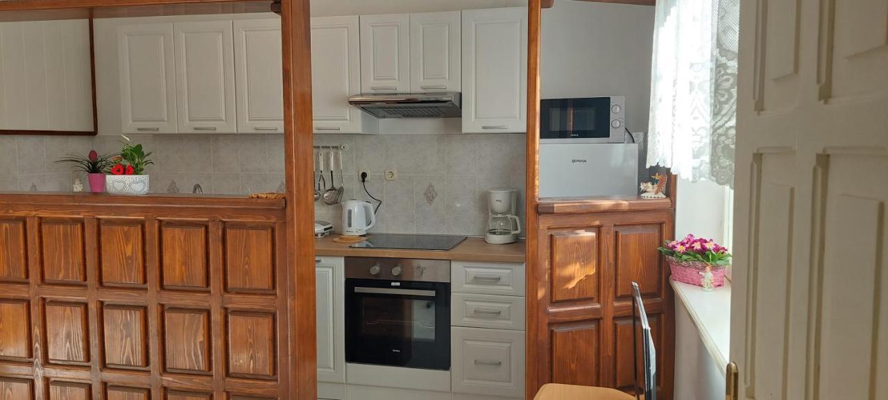 Apartmani Sladana Kampor ภายนอก รูปภาพ