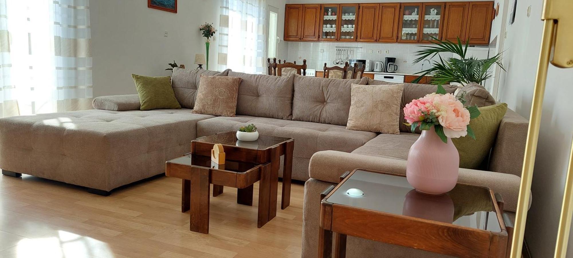 Apartmani Sladana Kampor ภายนอก รูปภาพ